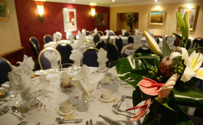 Mercure Swansea Hotel Restaurant photo